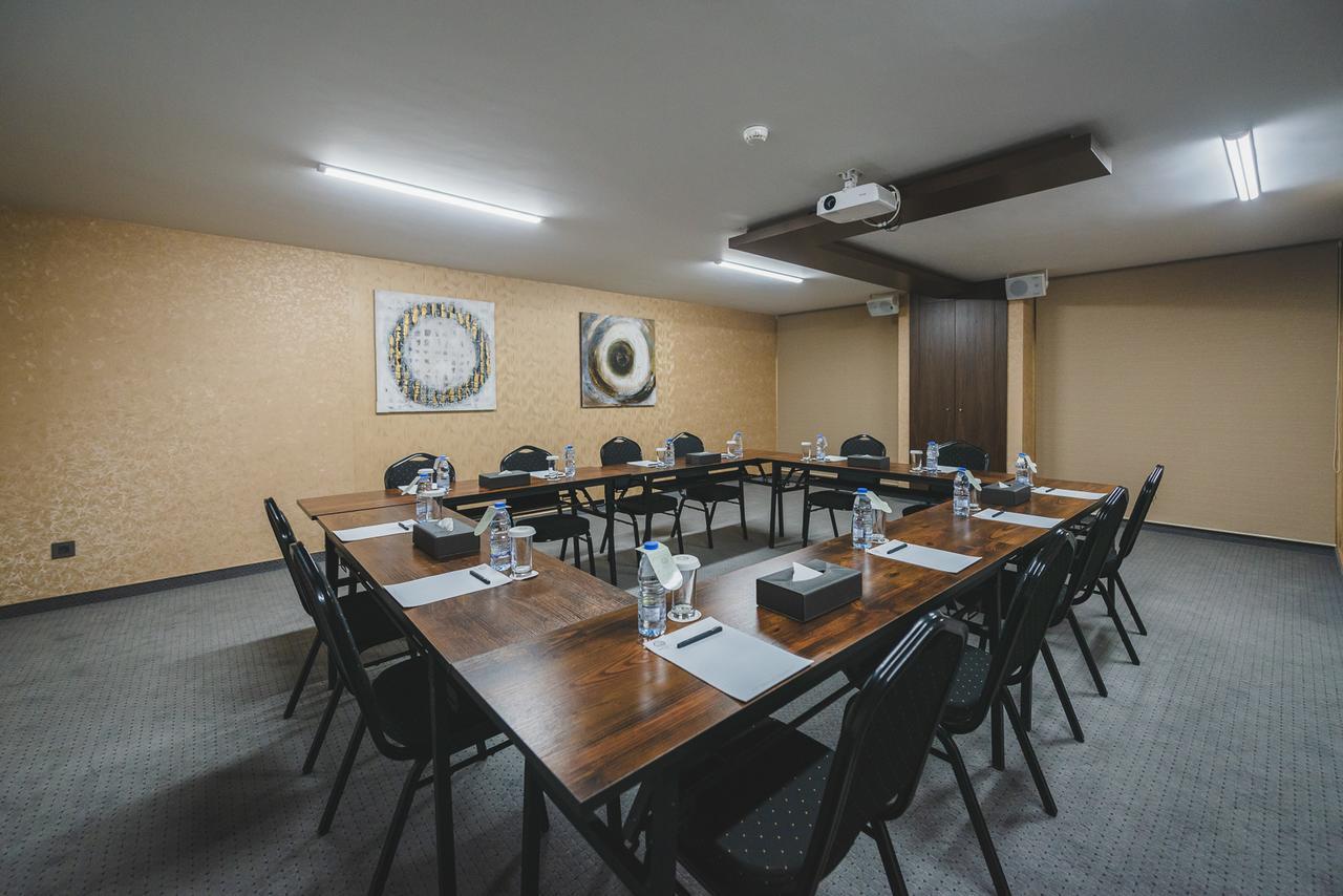 Louis V Hotel بيروت المظهر الخارجي الصورة