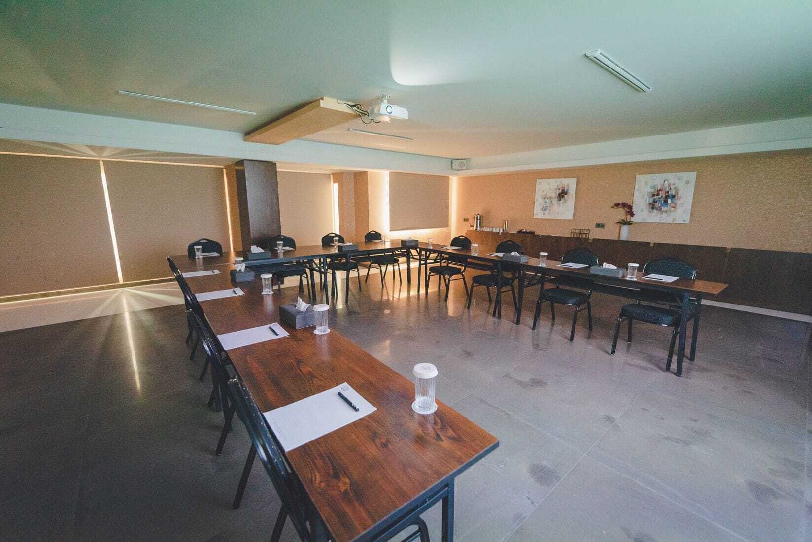 Louis V Hotel بيروت المظهر الخارجي الصورة