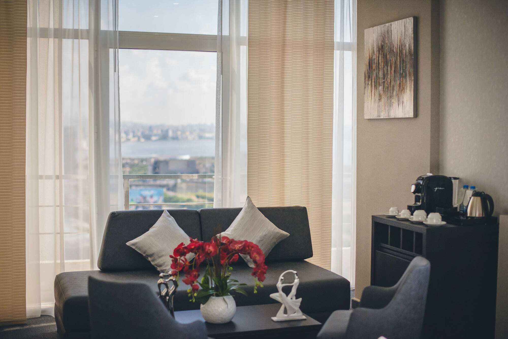 Louis V Hotel بيروت المظهر الخارجي الصورة